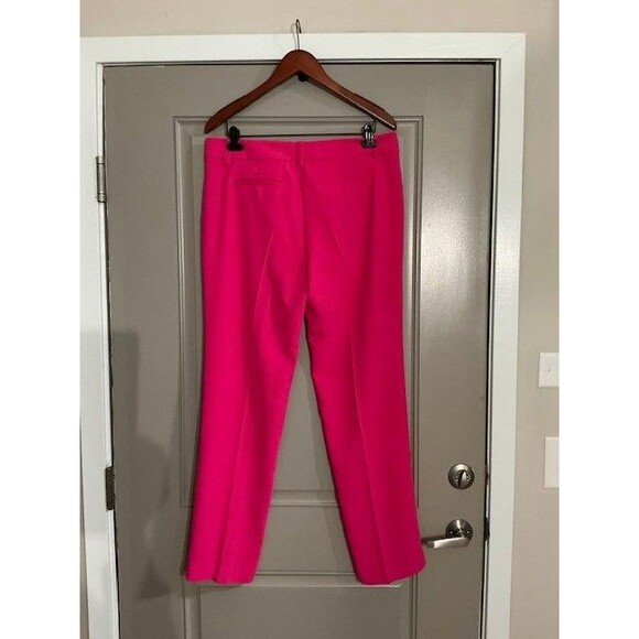 Trina Turk Zipper Front Slash Pockets Straight Legs Sz 10 PinK NWT *** - Picture 2 of 5